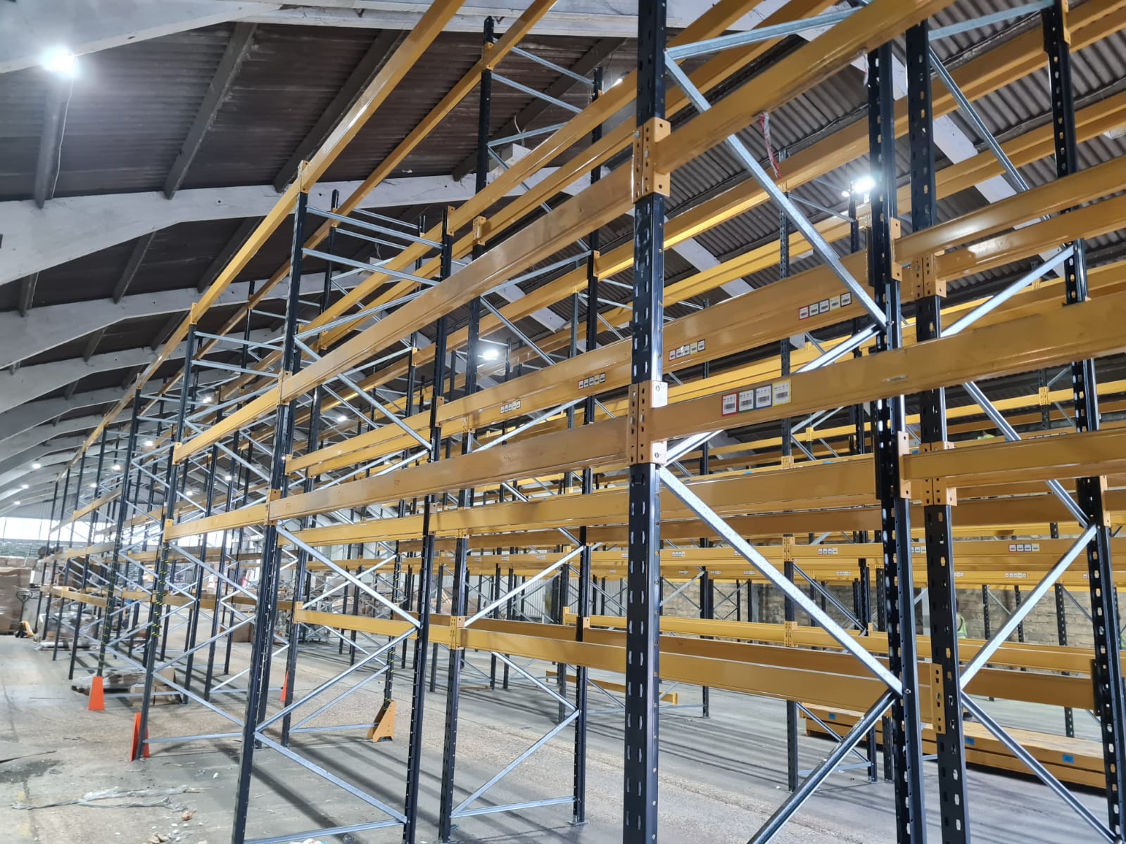 link-51-clearence-essex-gallery-6